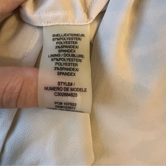 Alice + Olivia Shellie Leopard Open back dress size medium - Picture 9 of 9